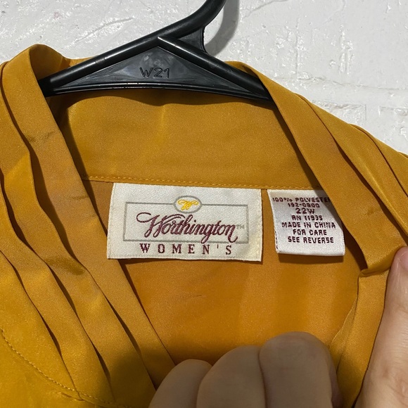 Worthington Vintage 80s Mustard Yellow Button Up Blouse - Picture 9 of 10